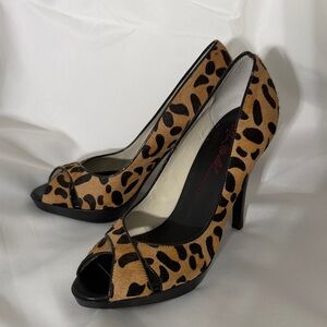 Steve Madden Tan and Black Animal Print Heels
